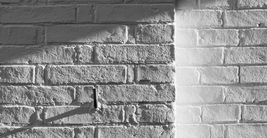 greyscale-brick-wall